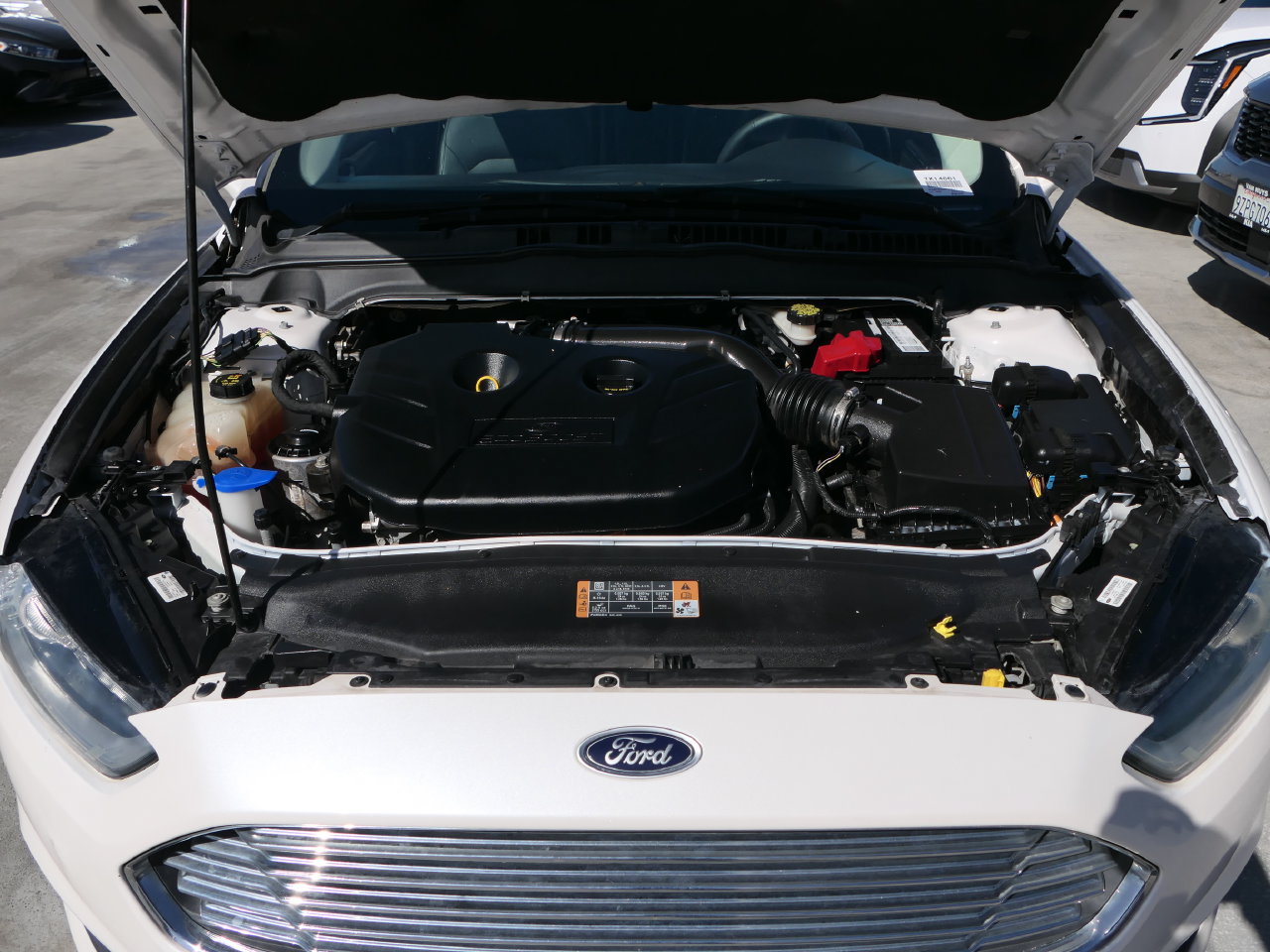 Used 2014 Ford Fusion SE w/ Equipment Group 202A FWD image 29