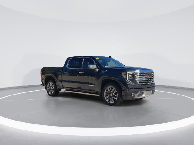 Used 2023 GMC Sierra 1500 Denali w/ Denali Reserve Package AWD/4WD image 2