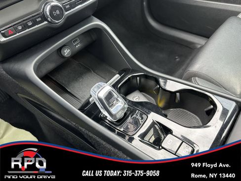 Used 2021 Volvo XC40 T5 Inscription w/ Advanced Package image 27