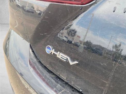 Used 2025 Toyota Camry LE FWD image 21