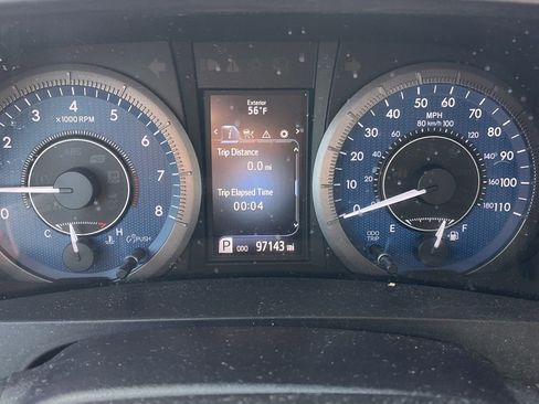 Used 2020 Toyota Sienna L image 12