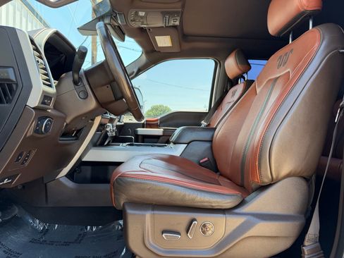 Used 2019 Ford F250 King Ranch w/ King Ranch Ultimate Package AWD/4WD image 17