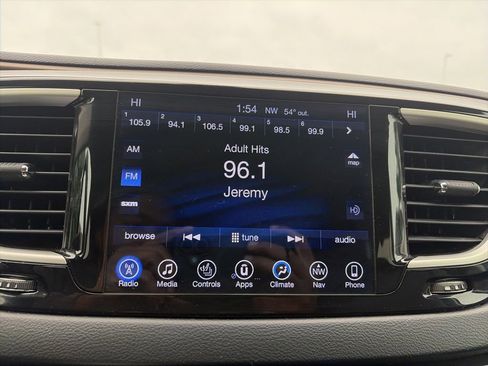 Used 2017 Chrysler Pacifica Touring-L w/ Tire & Wheel Group FWD image 14