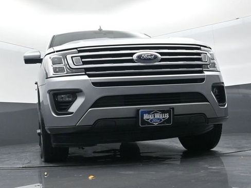 Used 2020 Ford Expedition XLT image 18