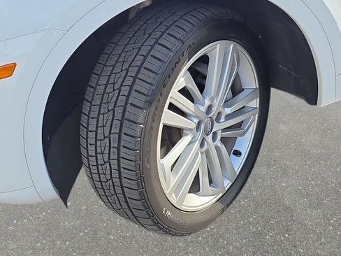 Used 2018 Audi Q5 2.0T Premium Plus image 31