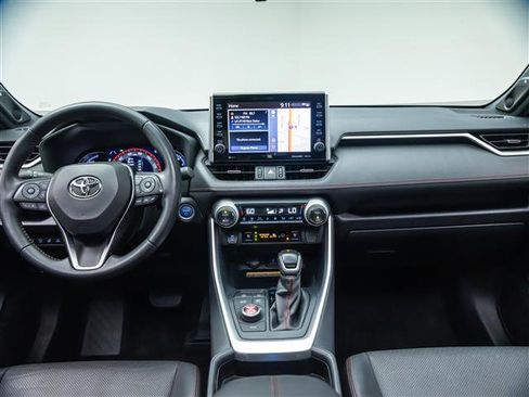 Used 2021 Toyota RAV4 XSE w/ Premium Package image 20