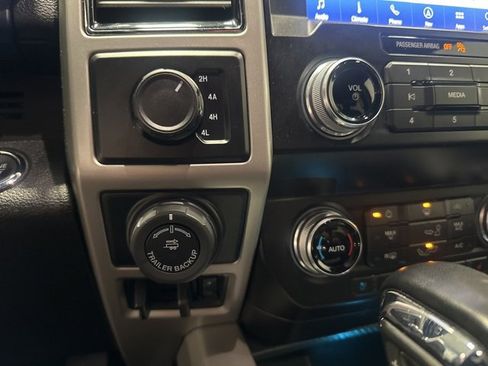 Used 2020 Ford F150 Lariat w/ Equipment Group 502A Luxury image 24