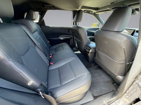 Used 2026 Lexus RX 350 Premium w/ Accessory Package (Z1) FWD image 17
