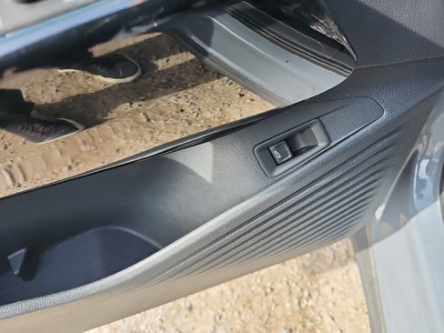 Used 2023 Volkswagen ID.4 Pro S image 18