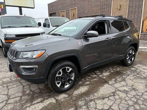 Used 2018 Jeep Compass Trailhawk AWD/4WD image 10