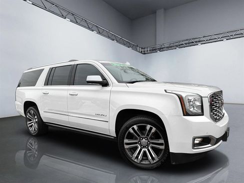 Used 2018 GMC Yukon XL Denali w/ Denali Ultimate Package image 35