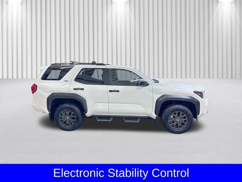Used 2025 Toyota 4Runner SR5 image 5