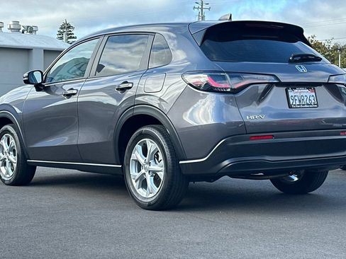 Certified 2024 Honda HR-V LX image 6