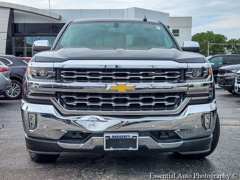 Used 2018 Chevrolet Silverado 1500 LTZ w/ LTZ Plus Package AWD/4WD image 4