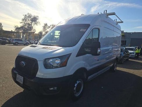Used 2023 Ford Transit 250 148 High Roof image 5