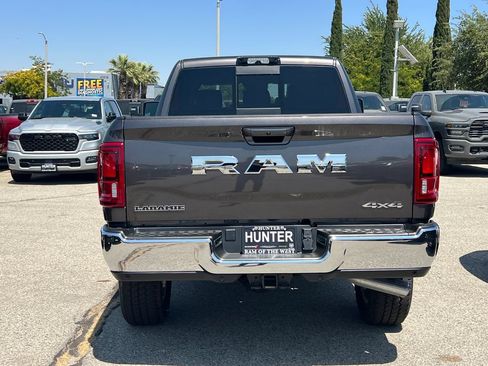 New 2026 RAM 2500 Laramie w/ Towing Technology Group AWD/4WD image 5