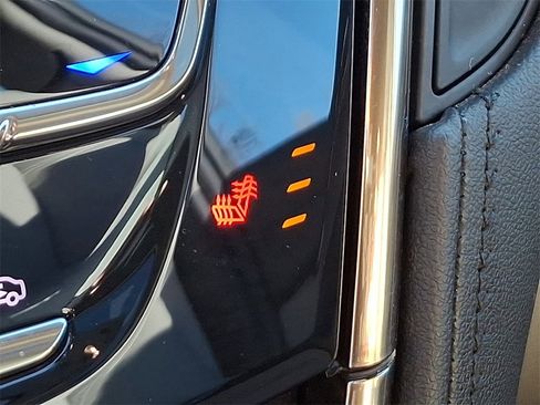 Used 2017 Cadillac ATS Luxury image 25