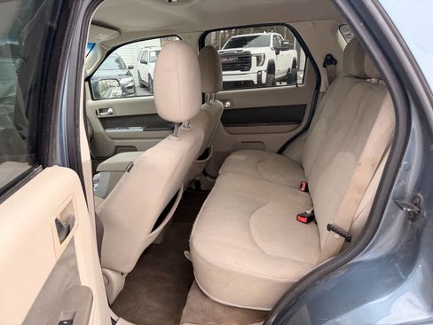 Used 2010 Mercury Mariner 4WD image 14