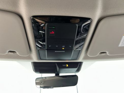 Used 2025 Mitsubishi Outlander SE AWD/4WD image 69