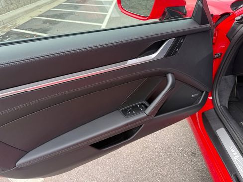 Certified 2022 Porsche 911 Carrera image 21