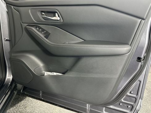 New 2026 Nissan Rogue SV AWD/4WD image 31