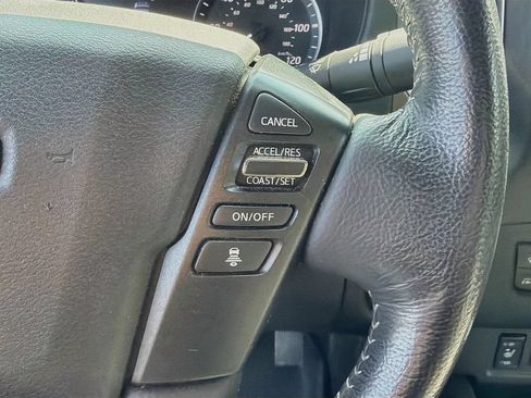 Used 2022 Nissan Frontier SV AWD/4WD image 13
