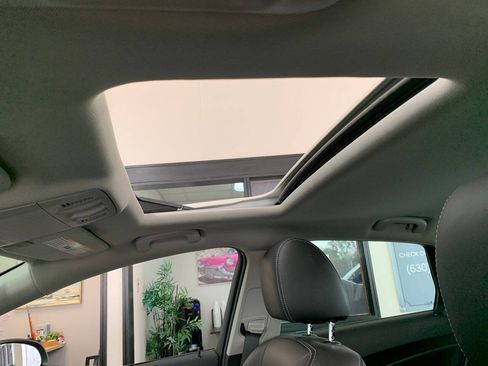 Used 2013 Buick Verano Premium FWD image 19