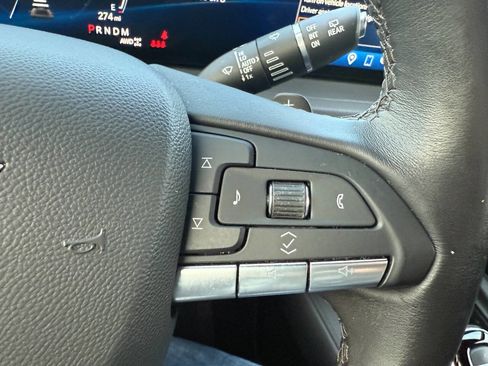 Used 2024 Cadillac XT4 Premium Luxury w/ Technology Package image 33