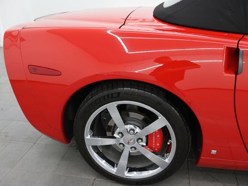 Used 2009 Chevrolet Corvette Convertible w/ Preferred Equipment Group image 22