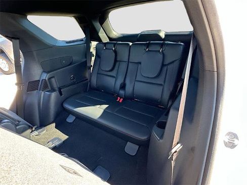 Certified 2025 Ford Explorer ST image 27