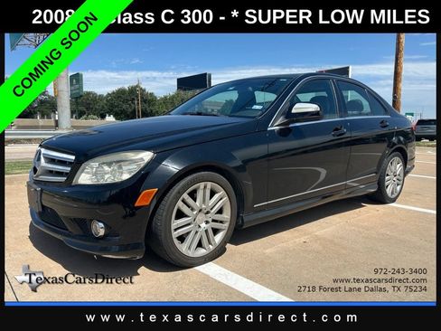 Used 2008 Mercedes-Benz C 300 Sedan image 2