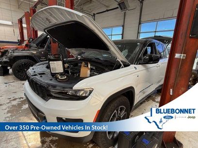 Used 2022 Jeep Grand Cherokee Trailhawk w/ Advanced Protech Group II