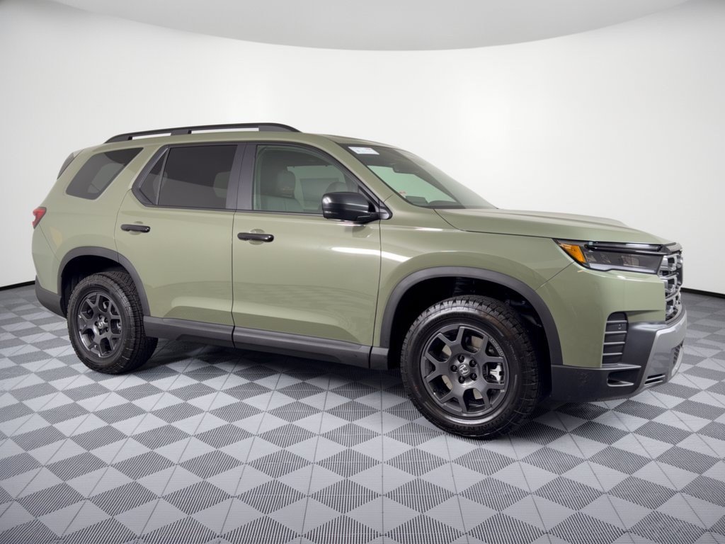 New 2026 Honda Pilot TrailSport image 8