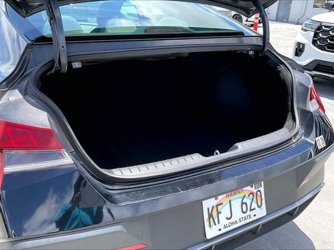 Used 2024 Hyundai Elantra SEL FWD image 18