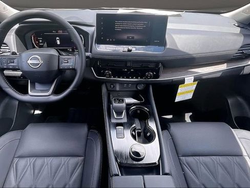 New 2026 Nissan Rogue Platinum w/ Platinum Premium Package AWD/4WD image 5