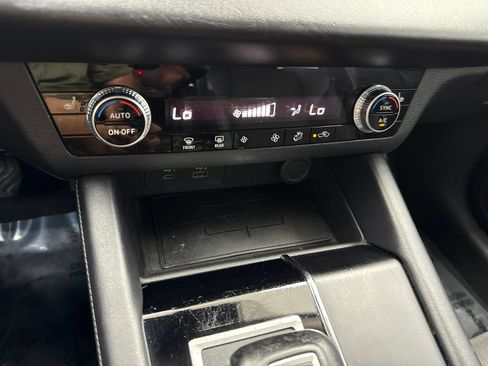 Used 2023 Mitsubishi Outlander SE FWD image 29