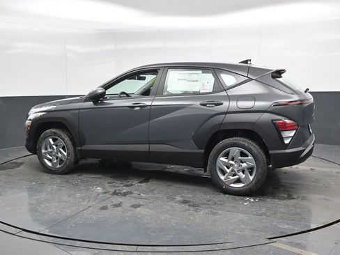 New 2026 Hyundai Kona SE AWD/4WD image 8