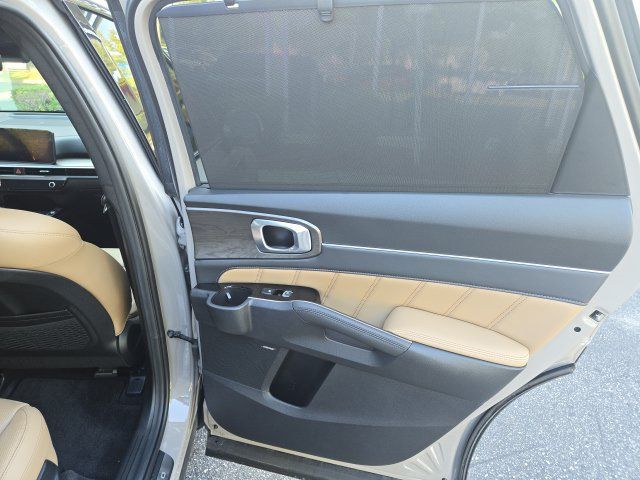 Used 2024 Kia Sorento SX Prestige w/ Olive Brown Leather Package AWD/4WD image 17