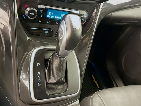 Used 2014 Ford Escape Titanium w/ Equipment Group 401A AWD/4WD image 25
