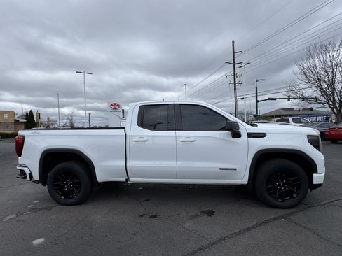 Used 2023 GMC Sierra 1500 Elevation image 16