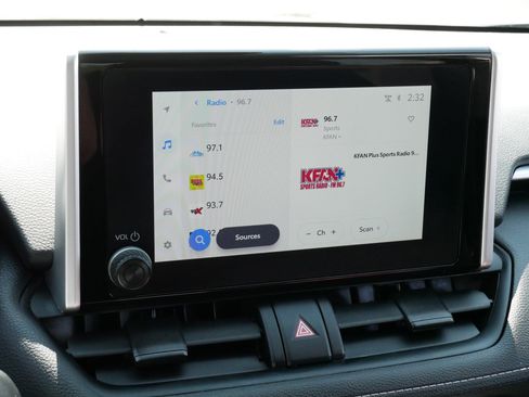 Certified 2025 Toyota RAV4 XLE AWD/4WD image 22