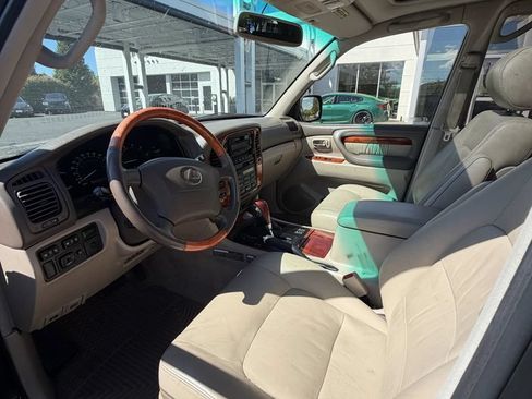 Used 2000 Lexus LX 470 4WD image 2