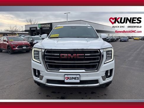 Used 2024 GMC Yukon SLT image 12