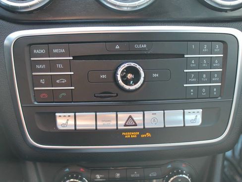 Used 2018 Mercedes-Benz CLA 250 4MATIC image 34