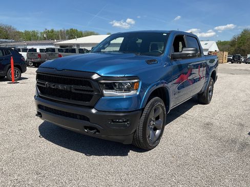 Used 2024 RAM 1500 Big Horn AWD/4WD image 3