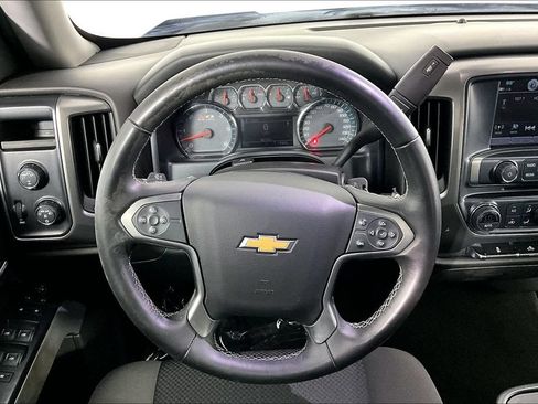 Used 2018 Chevrolet Silverado 1500 LT w/ All Star Edition AWD/4WD image 5