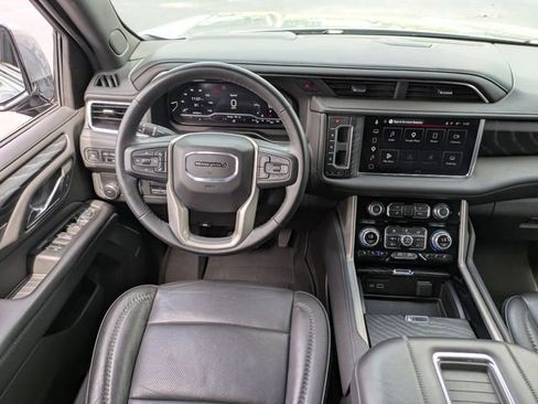 Used 2023 GMC Yukon XL Denali w/ Max Trailering Package RWD image 21