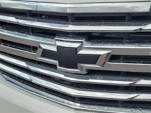 Used 2018 Chevrolet Tahoe LS image 34