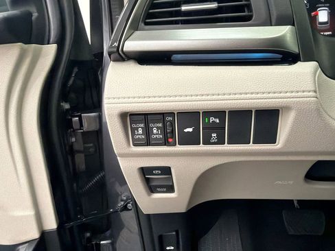 New 2026 Honda Odyssey Touring image 35