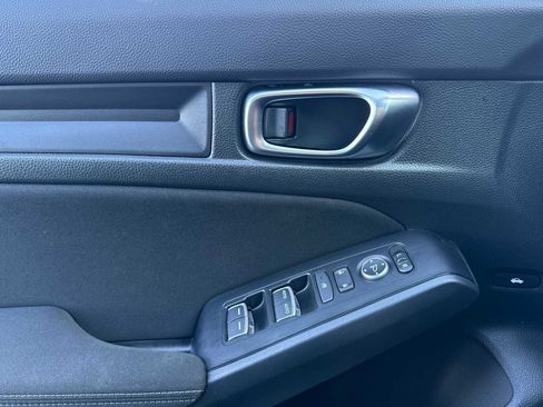 Certified 2024 Honda Civic Sport image 11